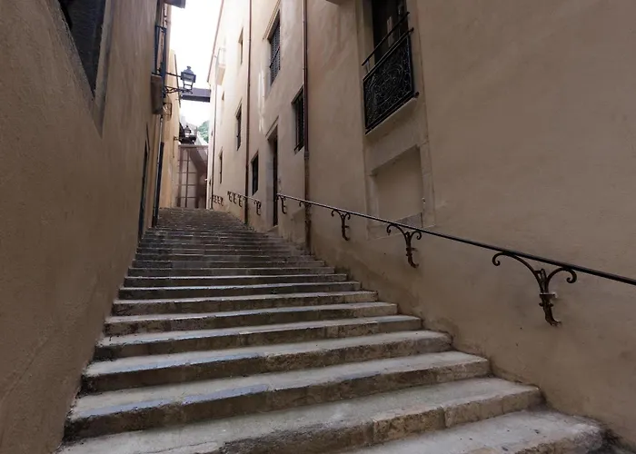 דירה Bravissimo Vivaldi 4-5a, Monthly